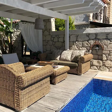 Alacati Luks ヴィラ *