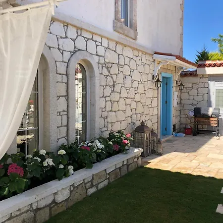 ヴィラ Alacati Luks